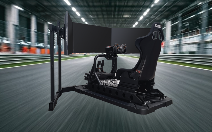 GT Club Motion Race Simulator with triple screens and D-BOX motion